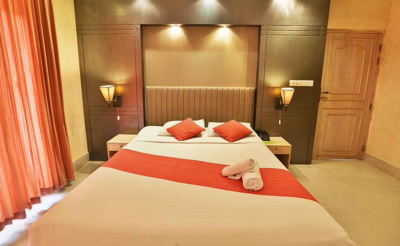 Foy'S Lake Resort Dakhin Kattali Ngoại thất bức ảnh