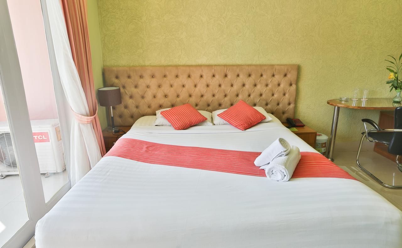 Foy'S Lake Resort Dakhin Kattali Ngoại thất bức ảnh