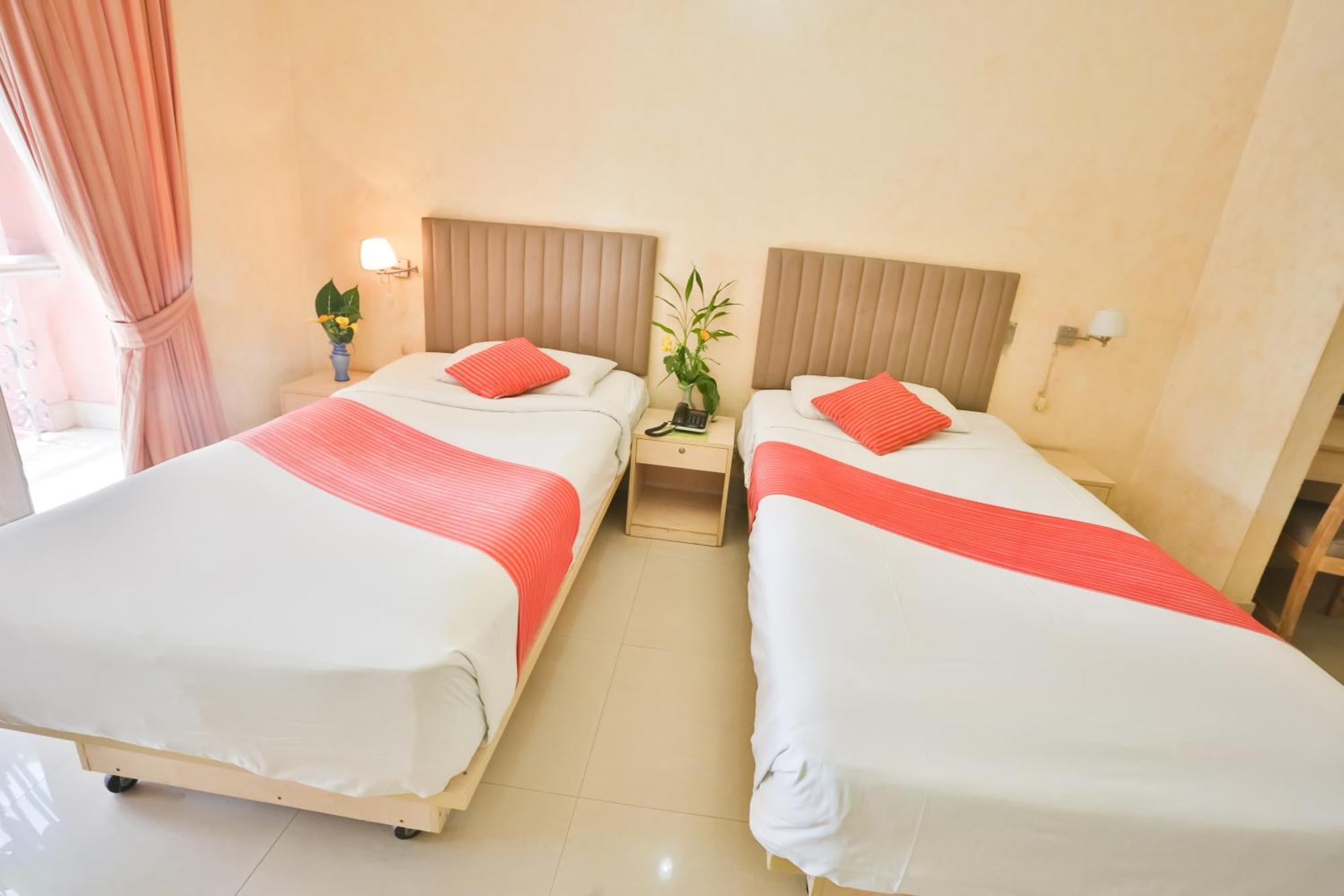 Foy'S Lake Resort Dakhin Kattali Ngoại thất bức ảnh